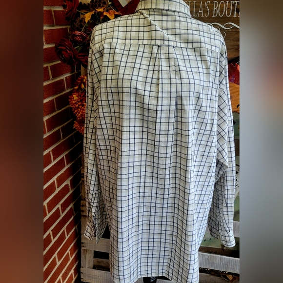 Nautica Men's Buttondown Shirt - Picture 4 of 8